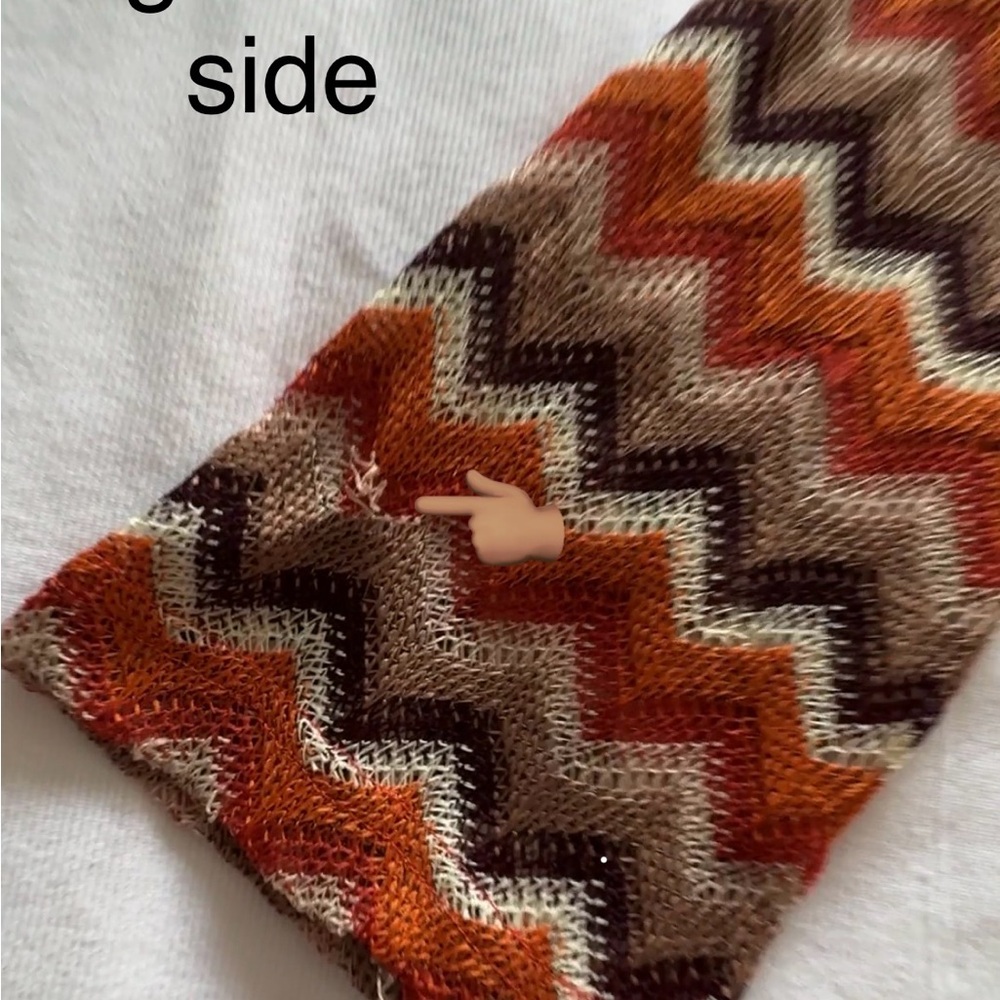 Chevron Patterned Knit Top - image 8